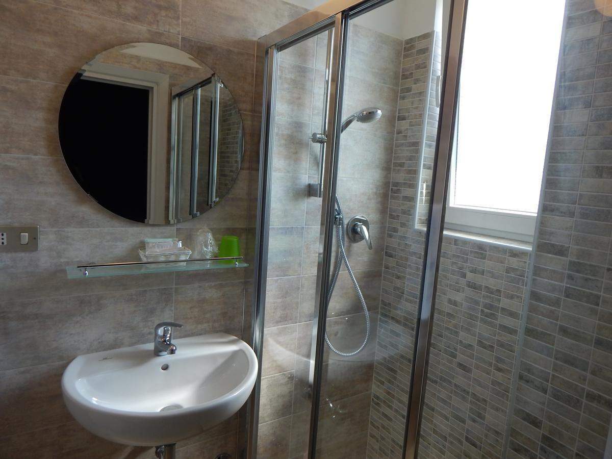Hotel Vera Riccione Eksteriør bilde