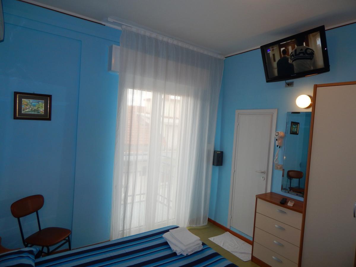 Hotel Vera Riccione Eksteriør bilde