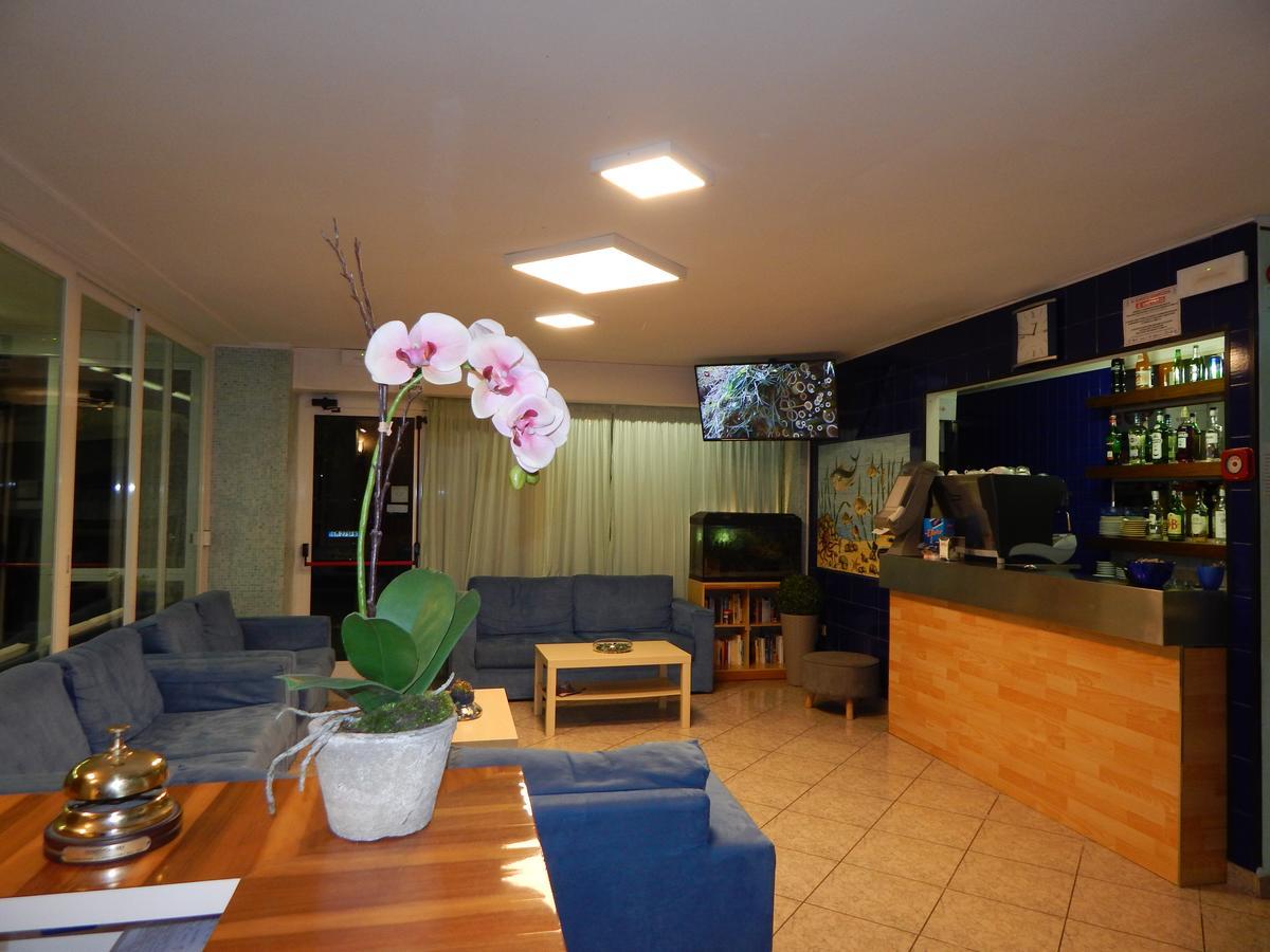 Hotel Vera Riccione Eksteriør bilde